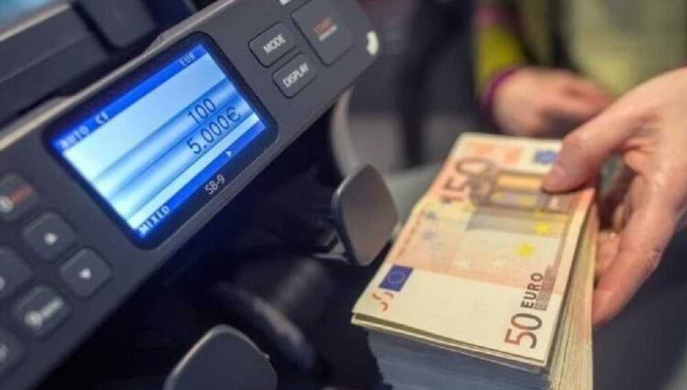 Kriza ne Kosove, qytetaret moren mbi 415 mln euro overdraft ne 2022